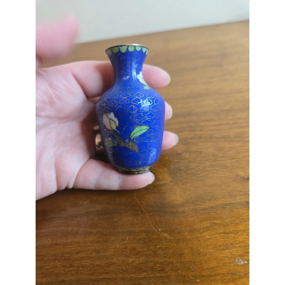 Vintage Cloisonne Mini Vase Asian Blue Floral Pink Metal Dollhouse Miniature 3